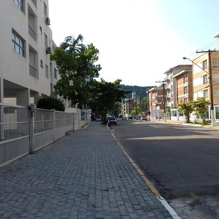 A 250M Da Praia Da Enseada Guaruja Ngoại thất bức ảnh